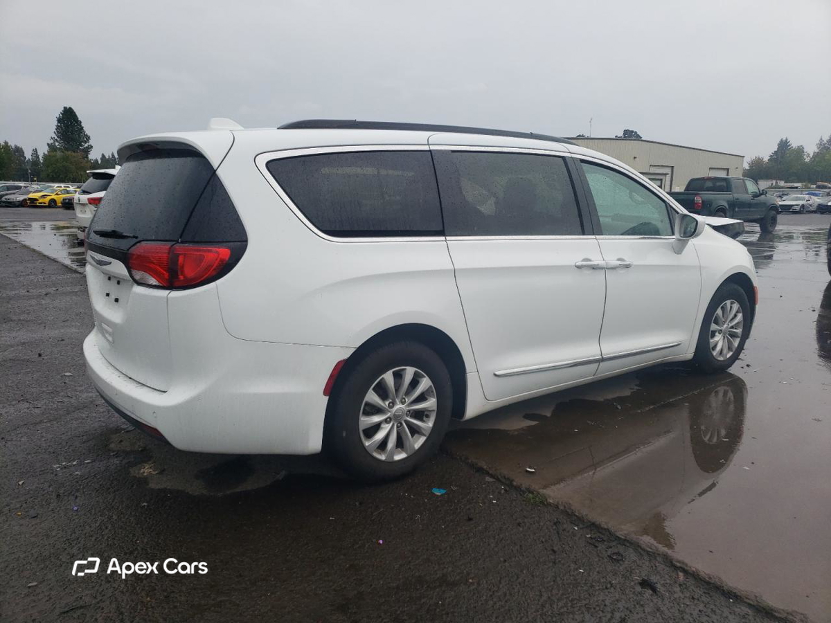 Chrysler Pacifica 2017