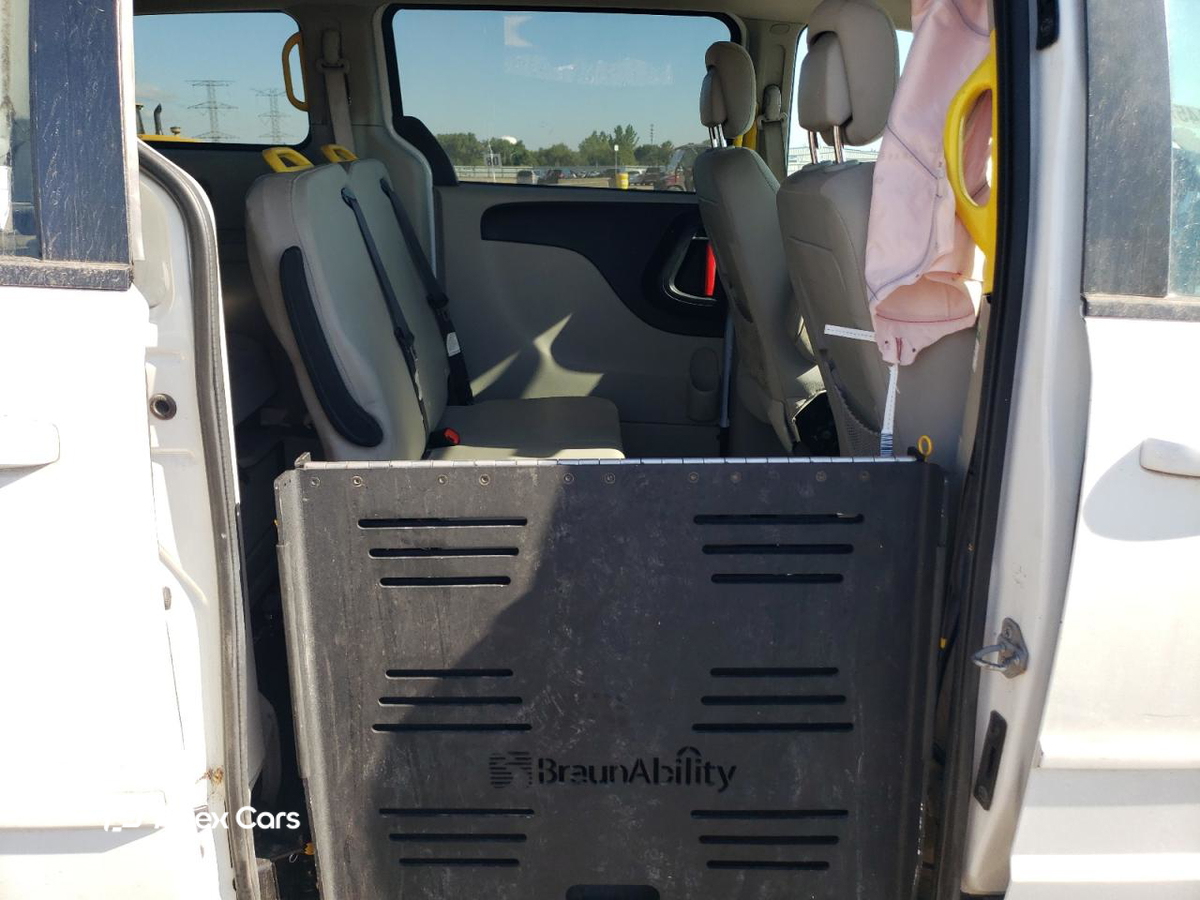Dodge Caravan 2017