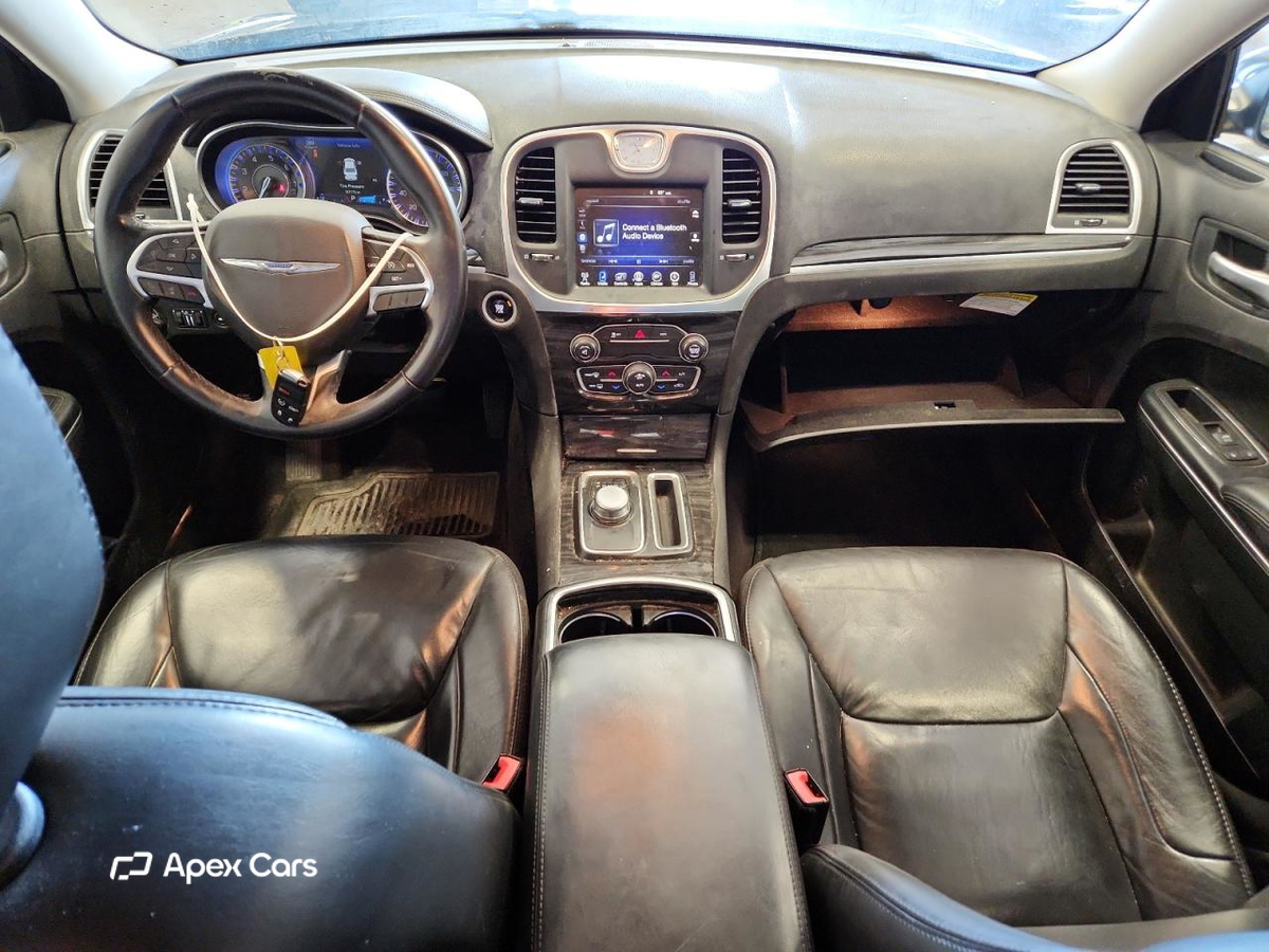 Chrysler 300 2016