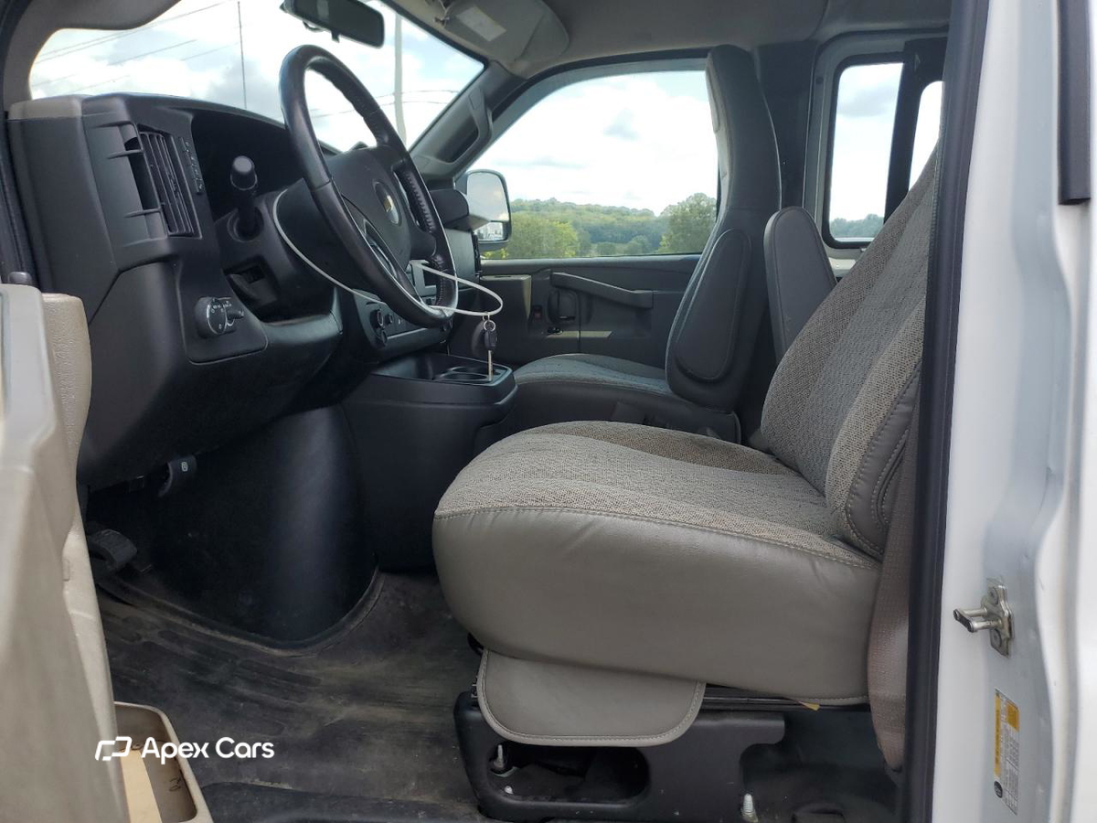 Chevrolet Express 2023