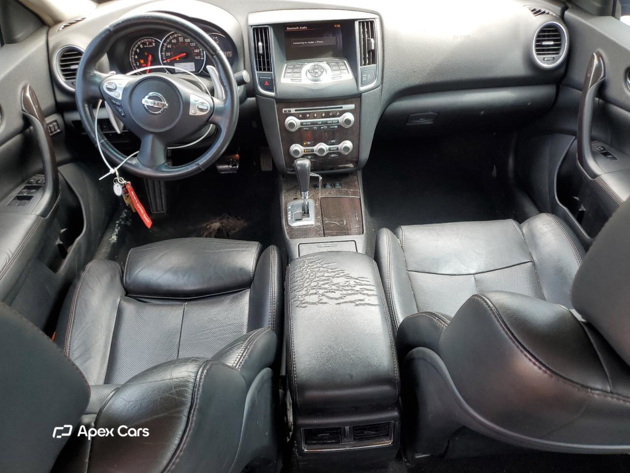 Nissan Maxima 2012