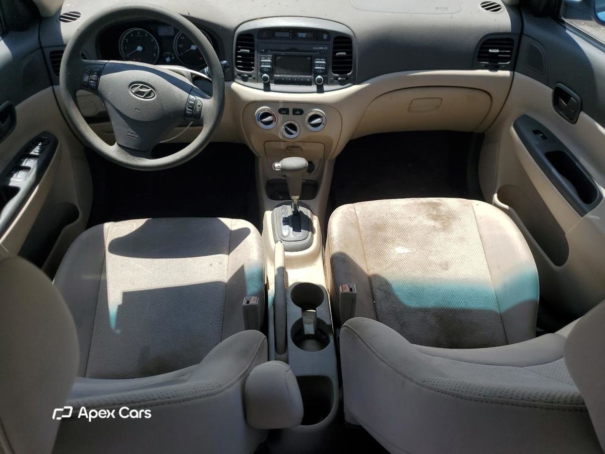 Hyundai Accent 2010