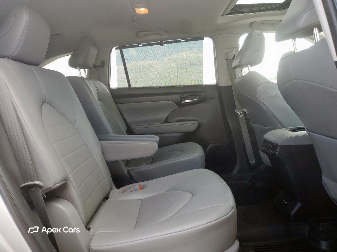 Toyota Highlander 2021