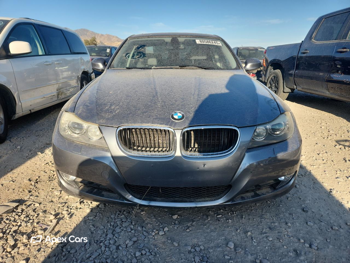 BMW Series 3 2011