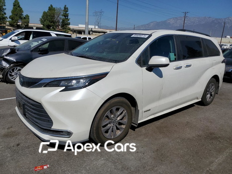 Toyota Sienna 2021 - Image 1 of 13