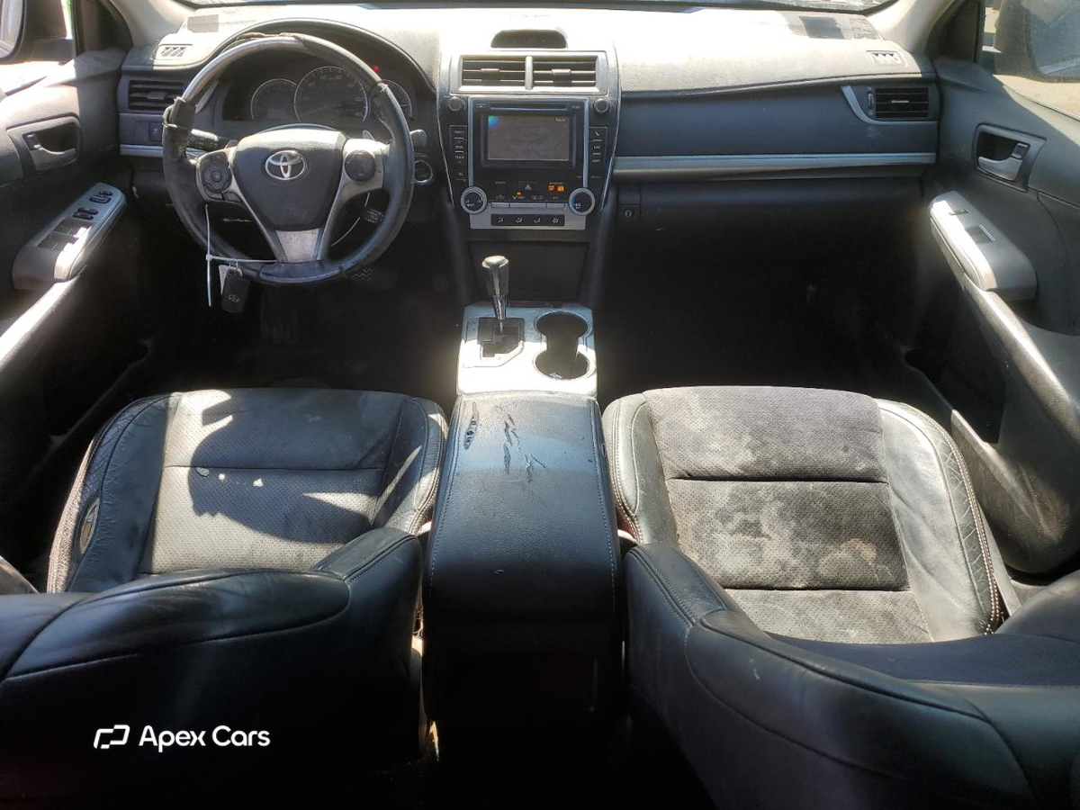 Toyota Camry 2012