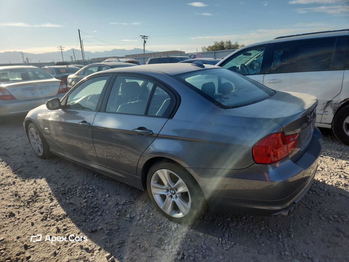 BMW Series 3 2011