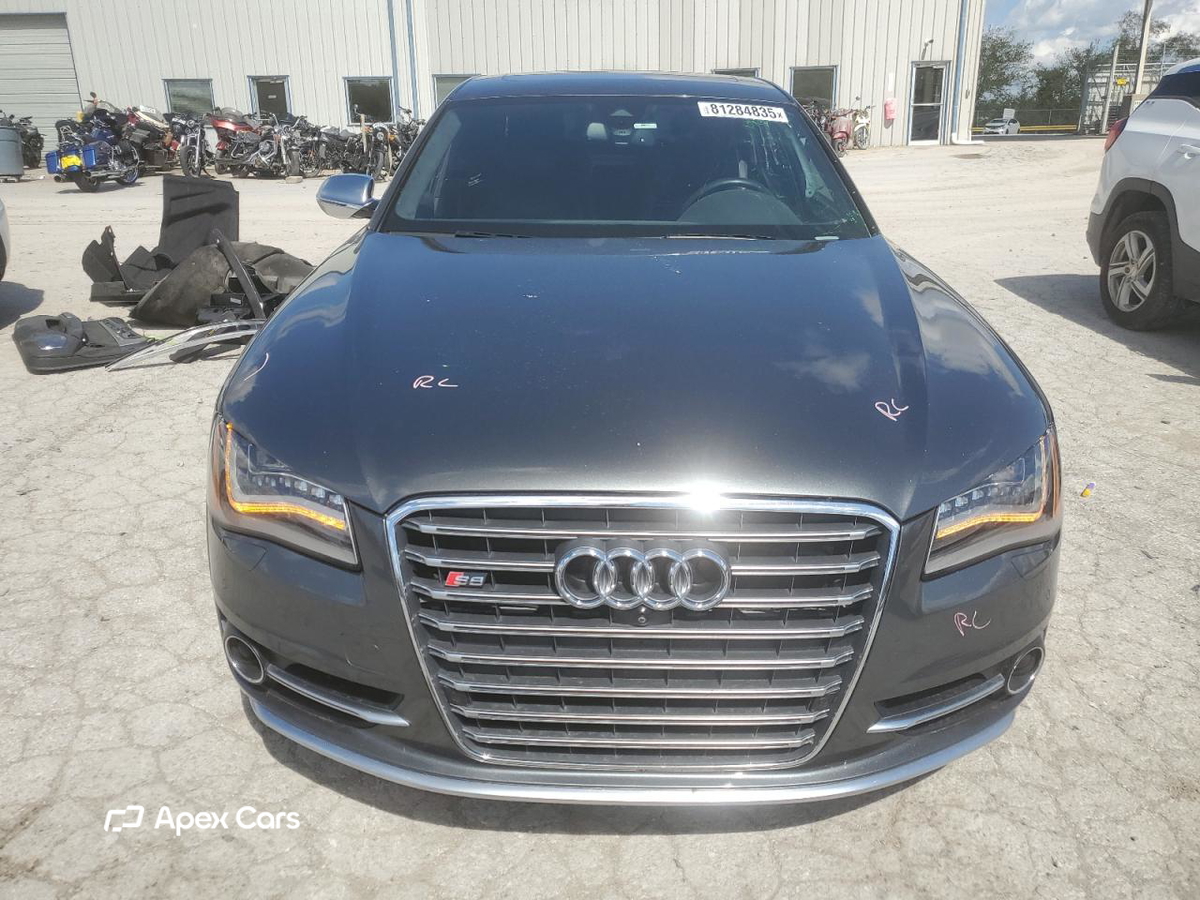 Audi S8 2014