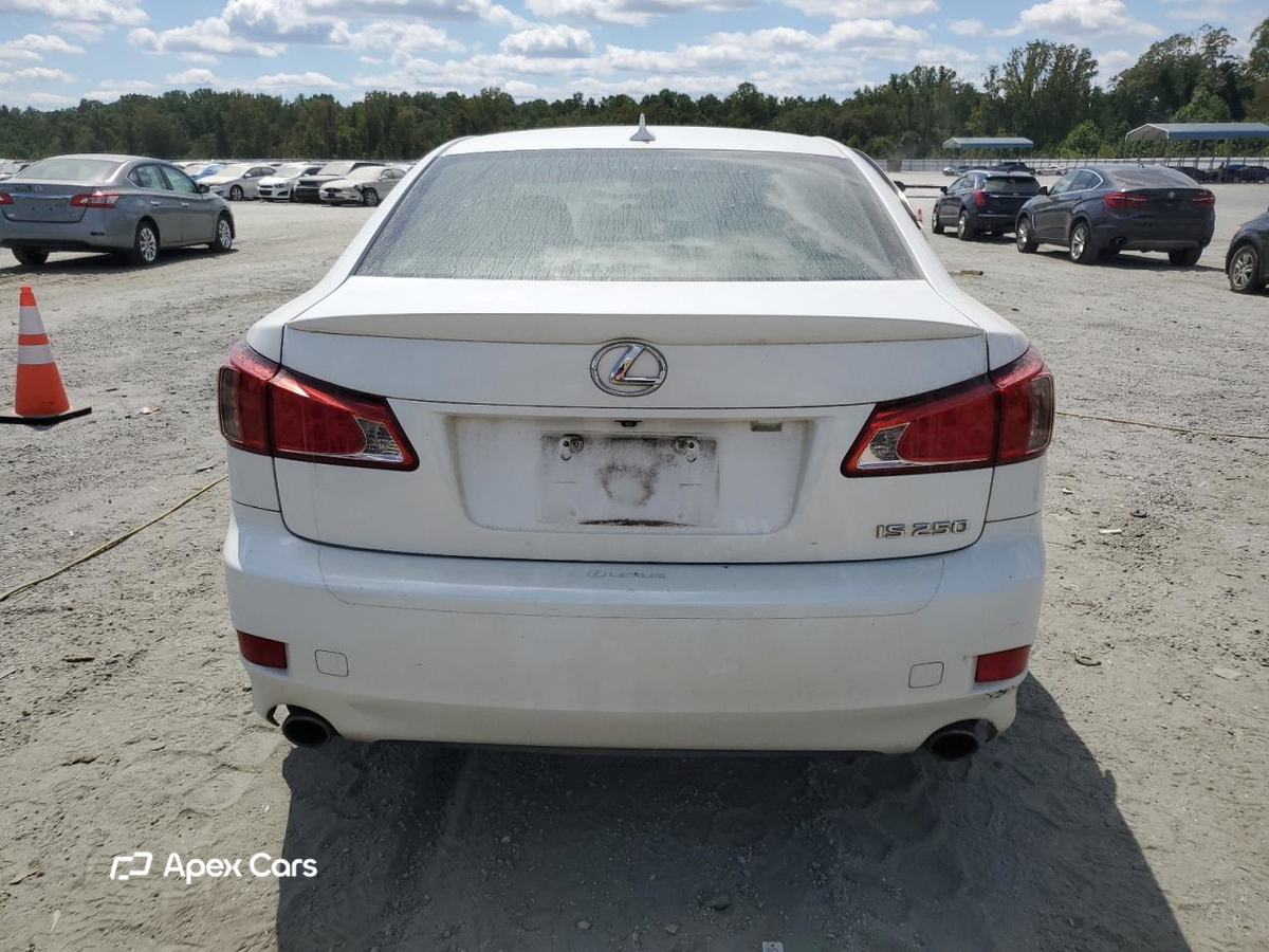 Lexus IS 2012