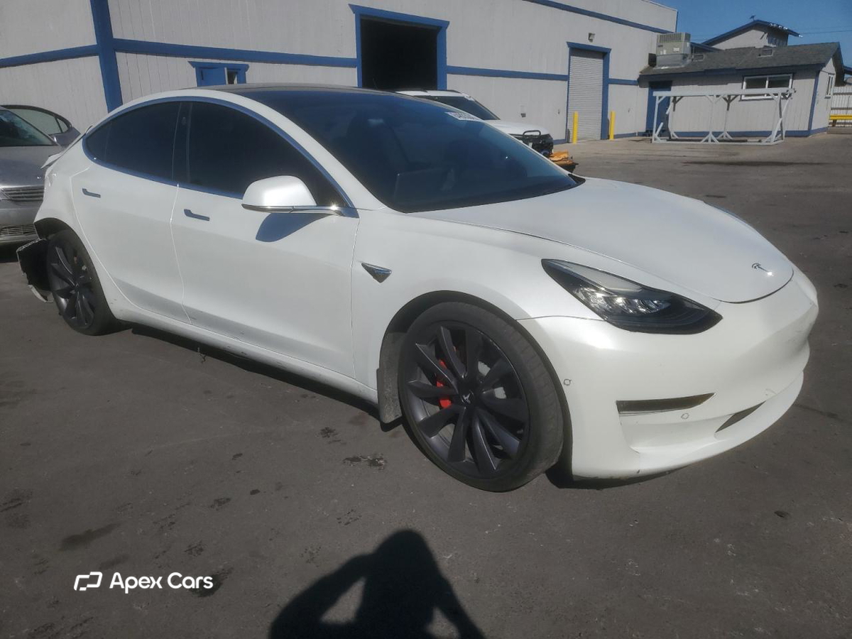 Tesla Model 3 2020