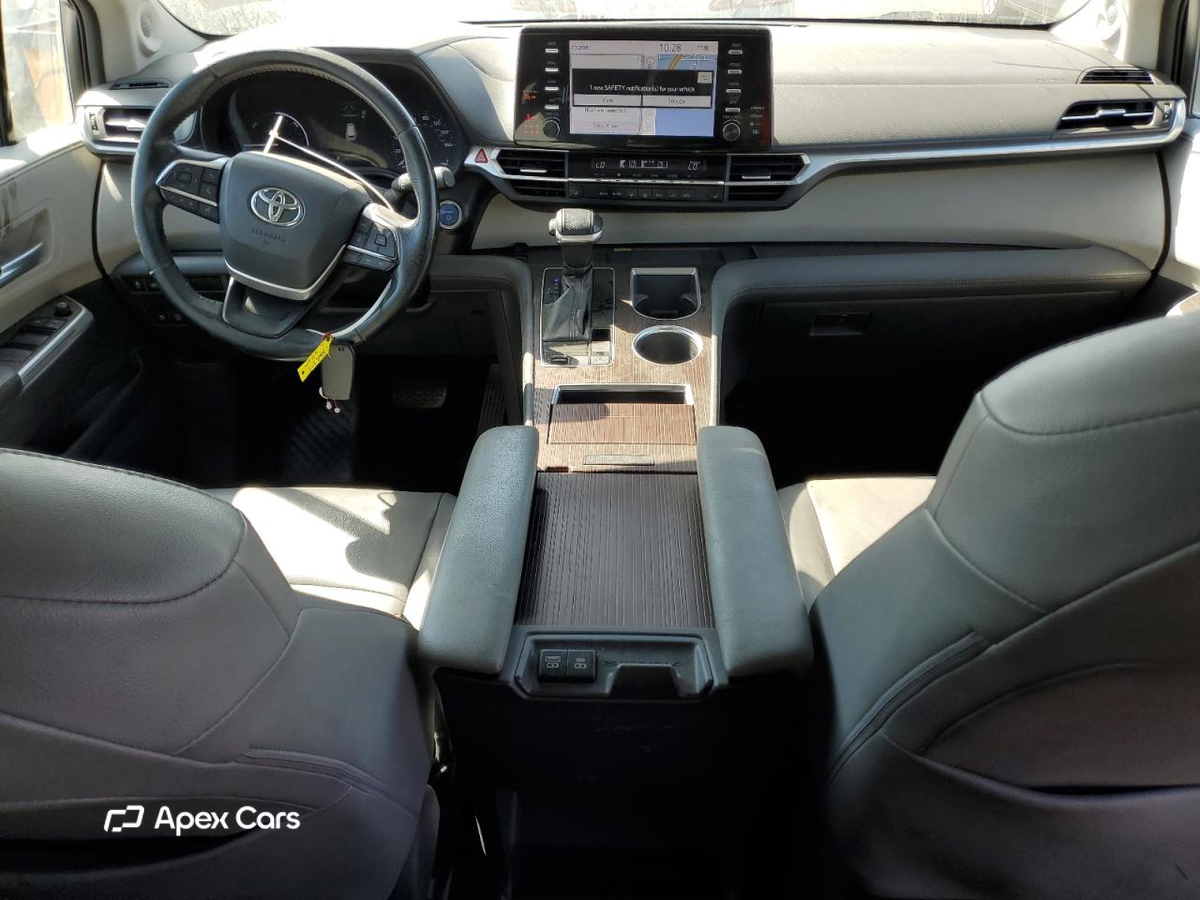 Toyota Sienna 2021