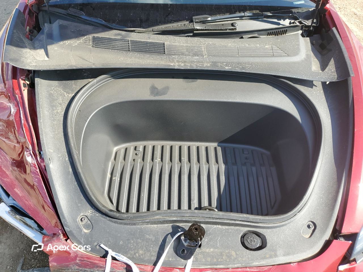 Tesla Model 3 2025