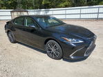 Lexus ES 2025