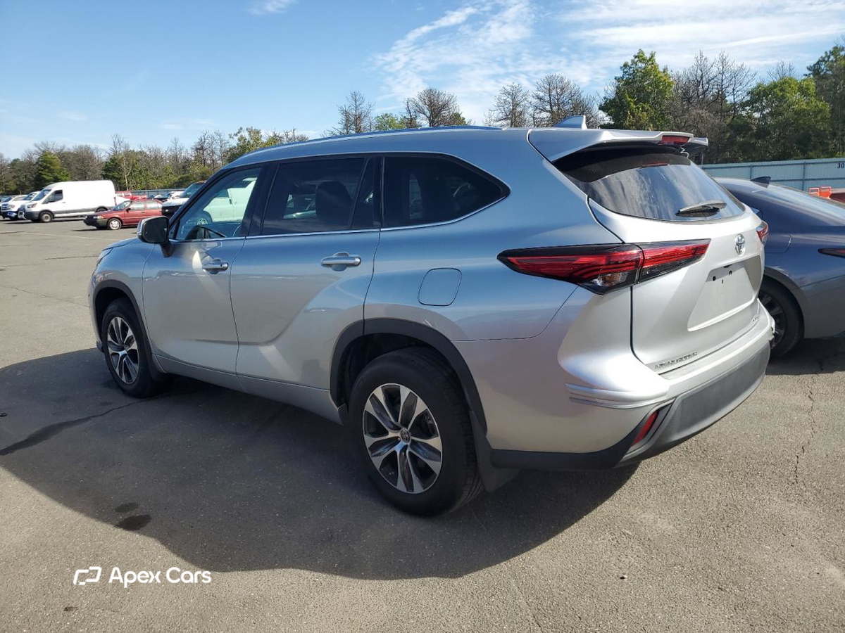 Toyota Highlander 2021