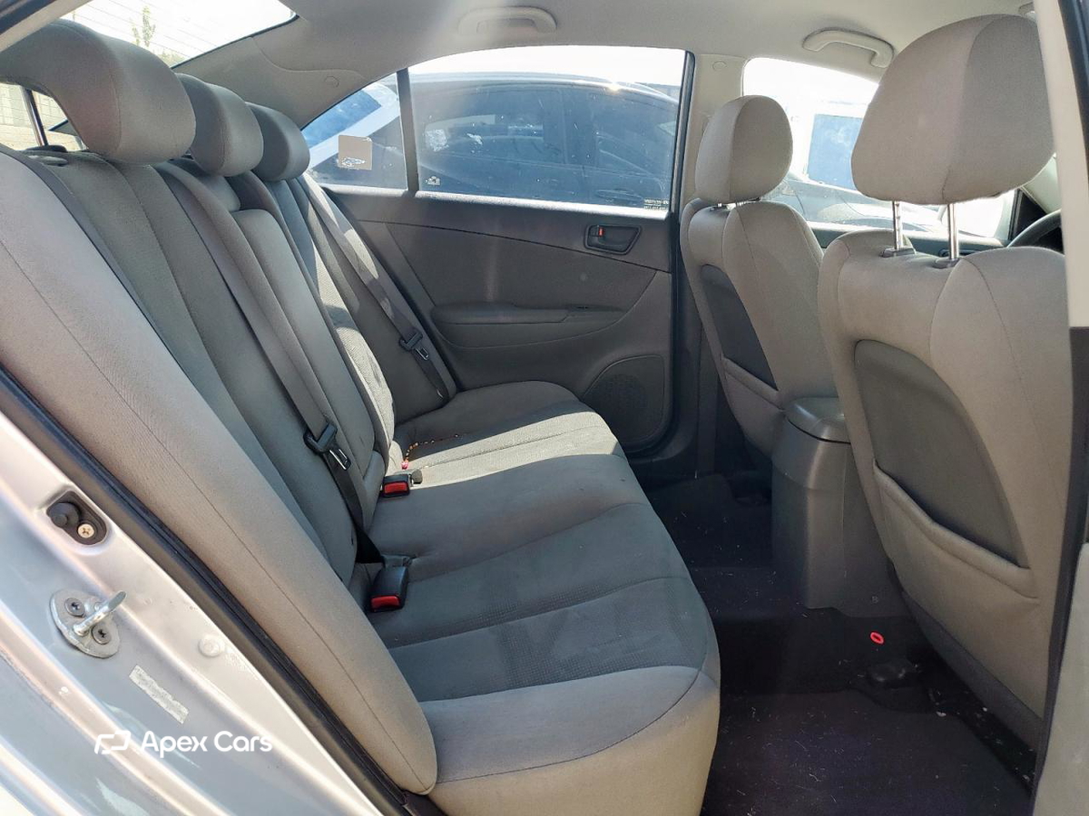 Hyundai Sonata 2010