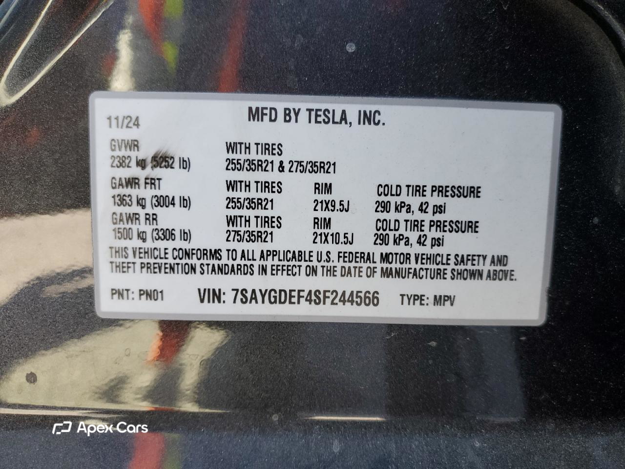 Tesla Model Y 2025