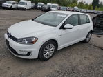 Volkswagen e Golf 2015