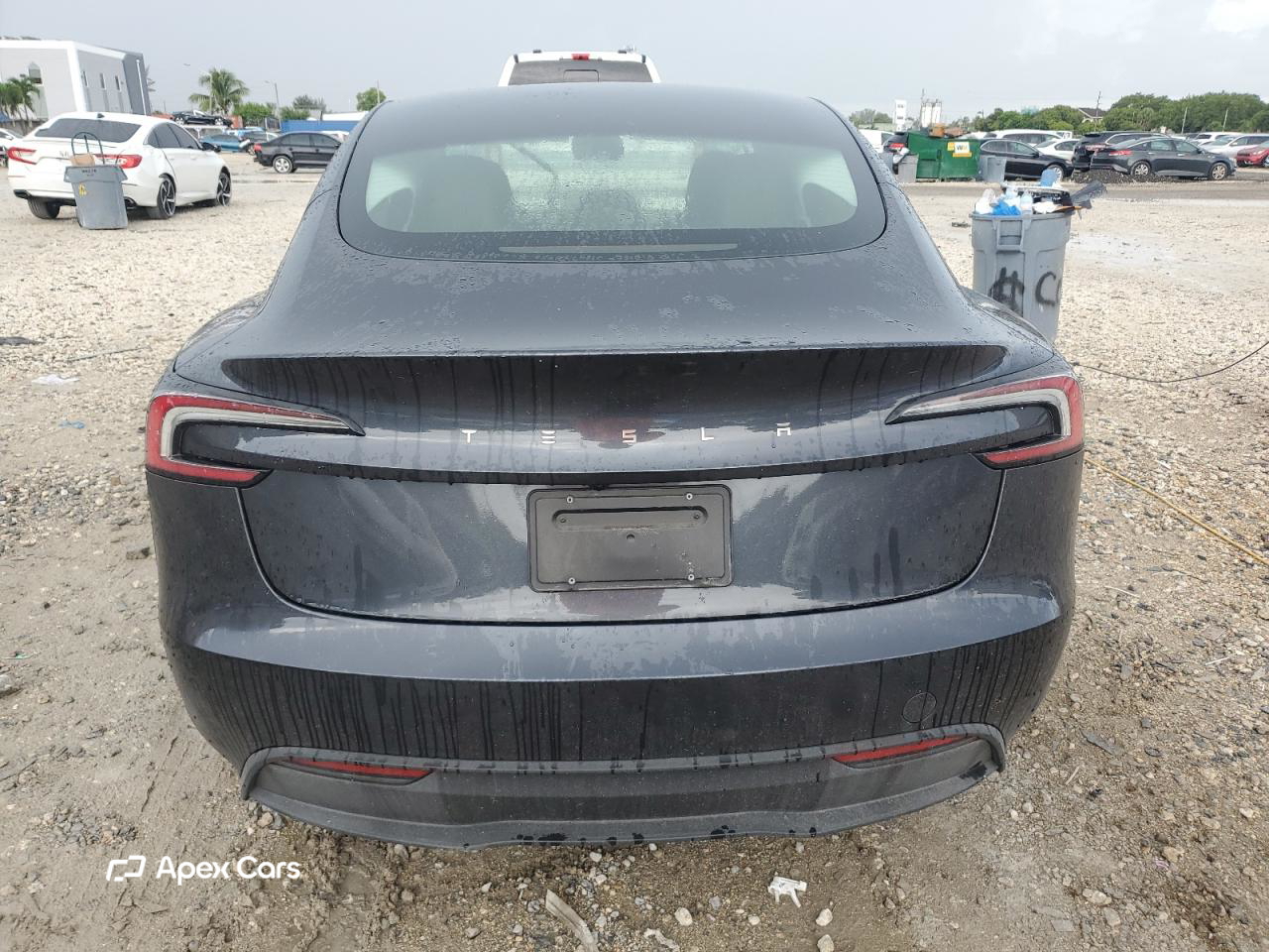 Tesla Model 3 2024