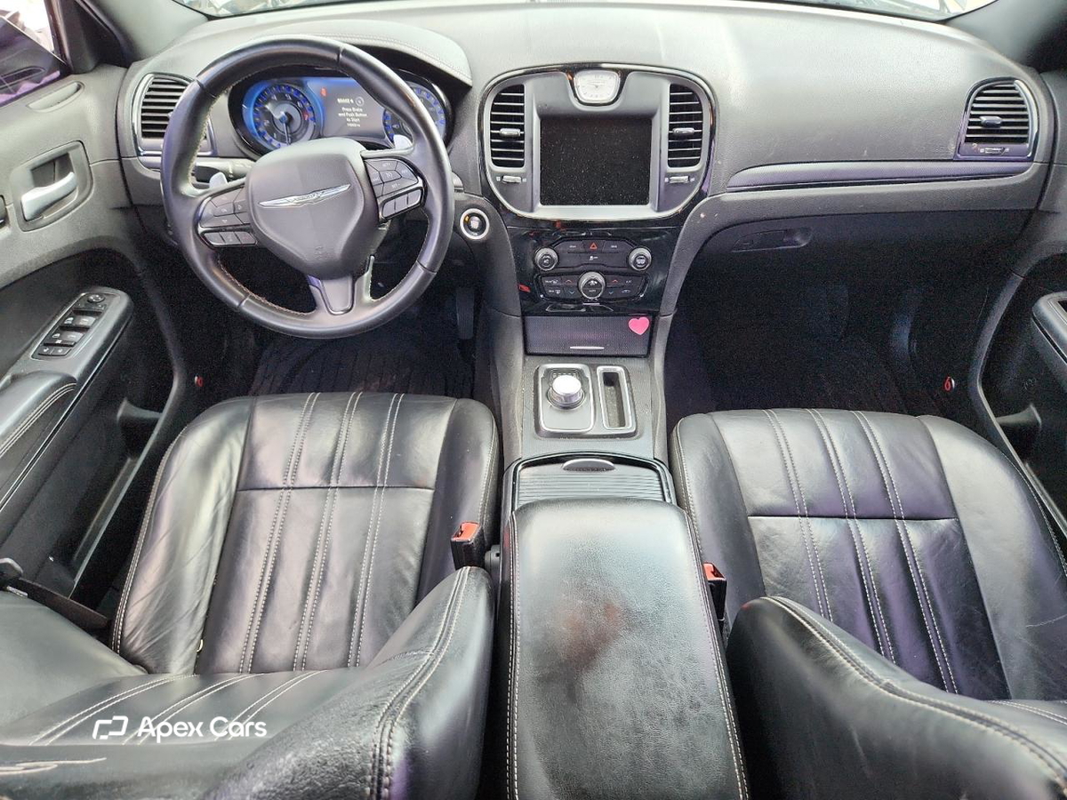 Chrysler 300 2016