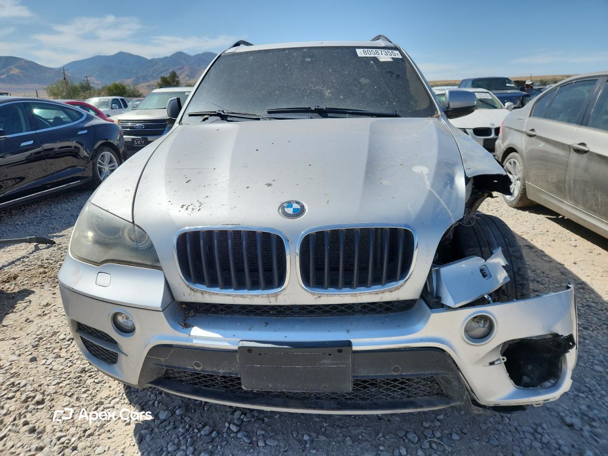 BMW X5 2011