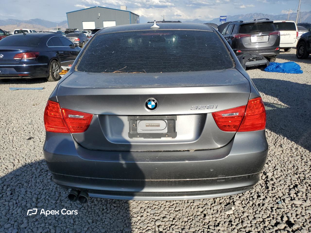 BMW Series 3 2011