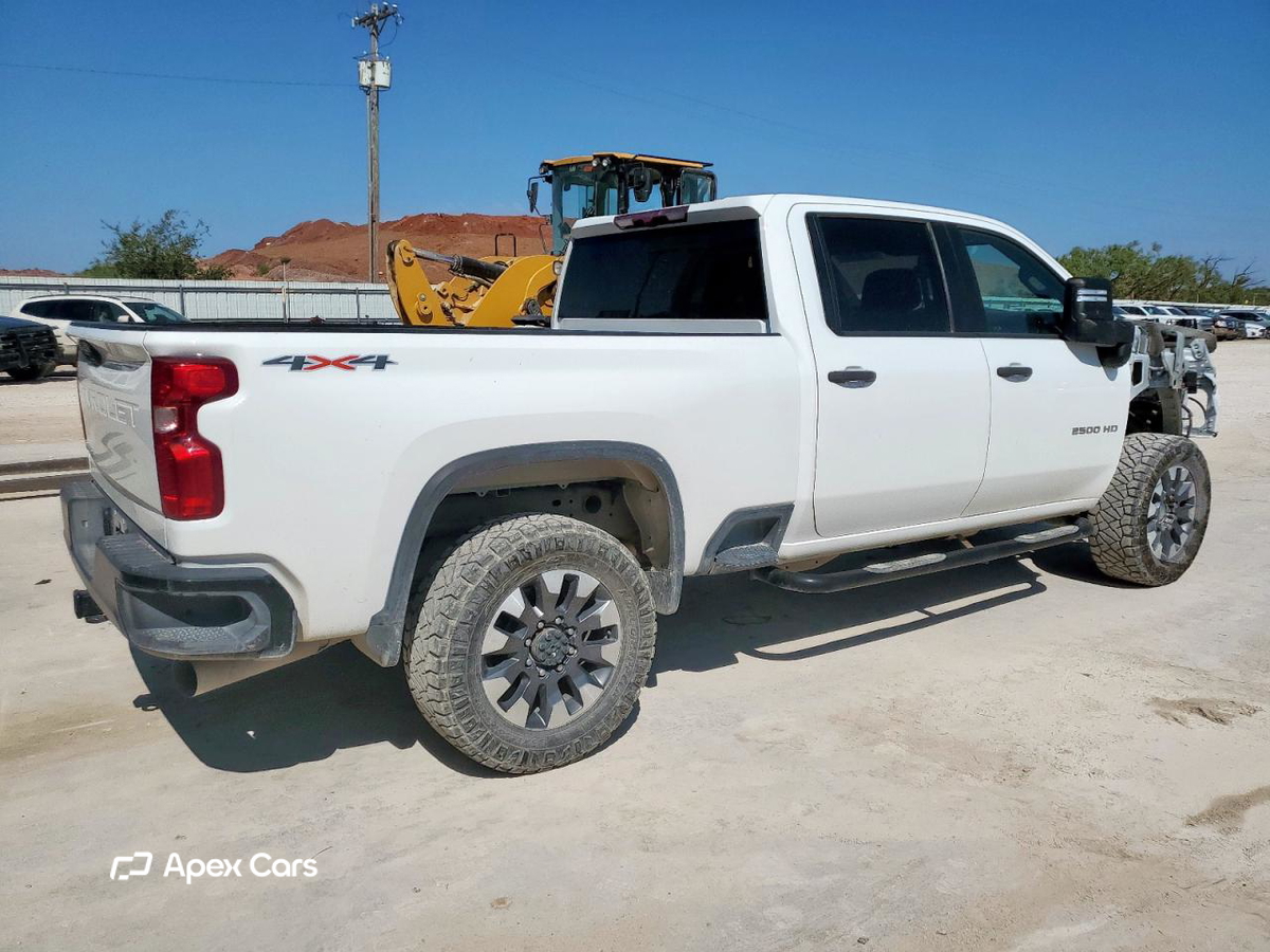 Chevrolet Silverado 2022