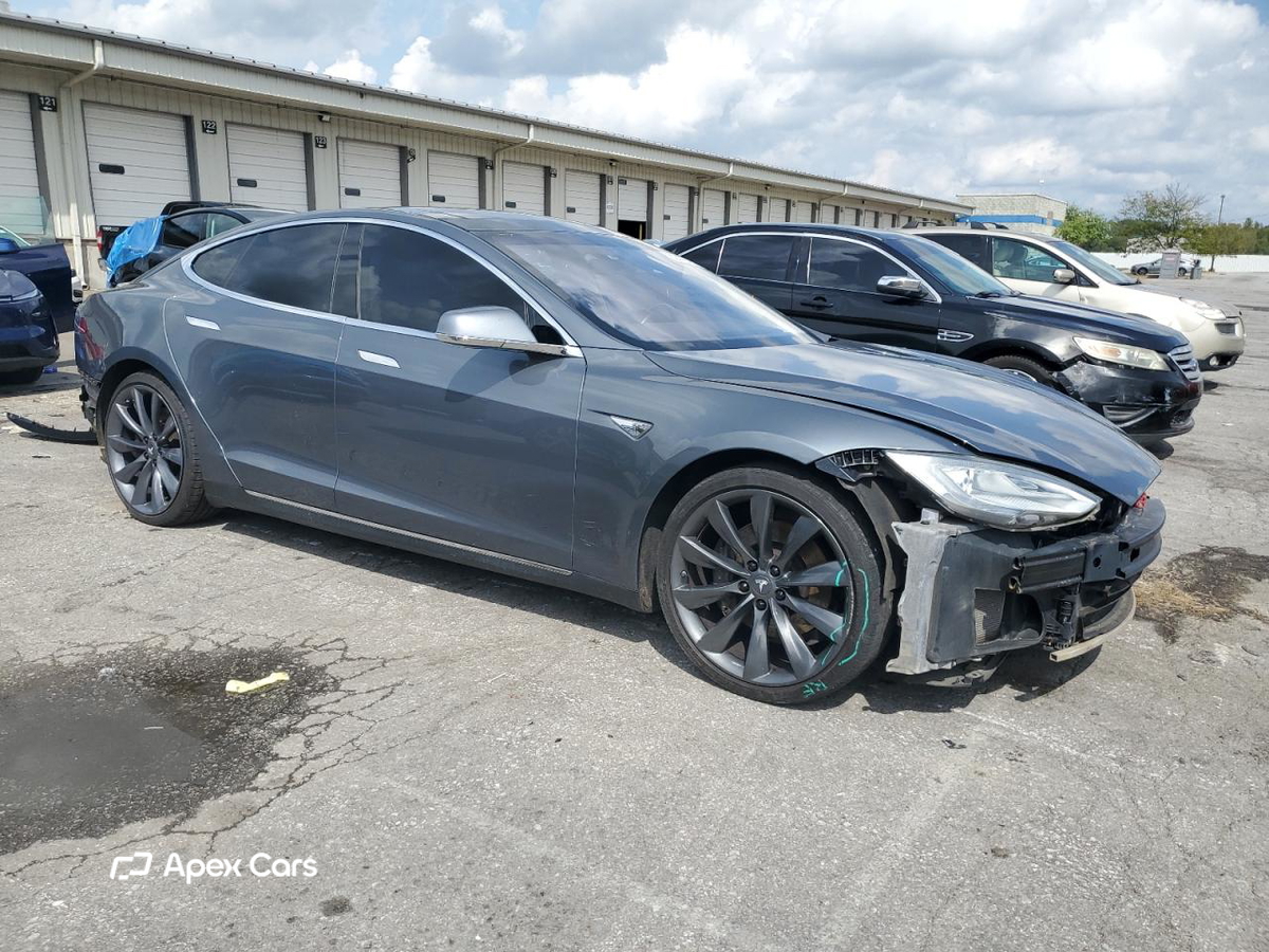 Tesla Model S 2013