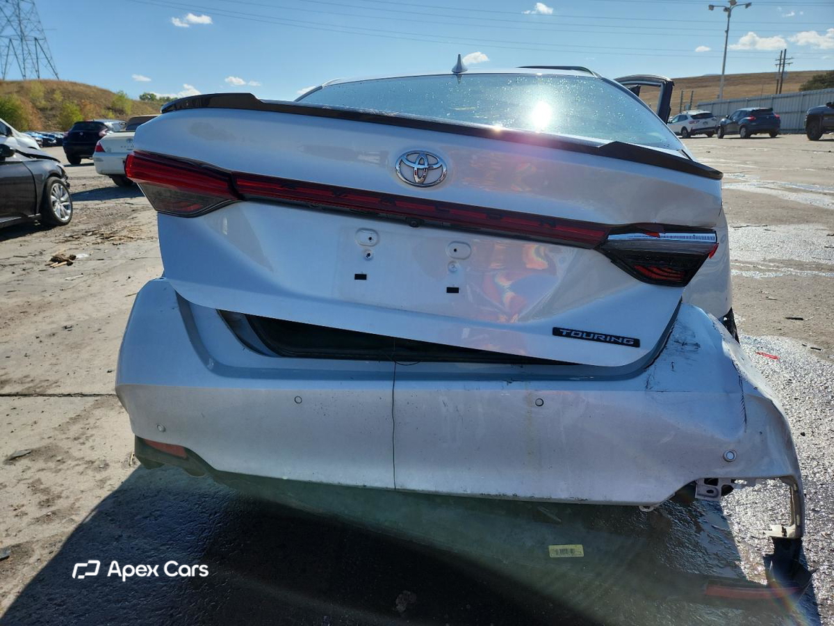 Toyota Avalon 2020