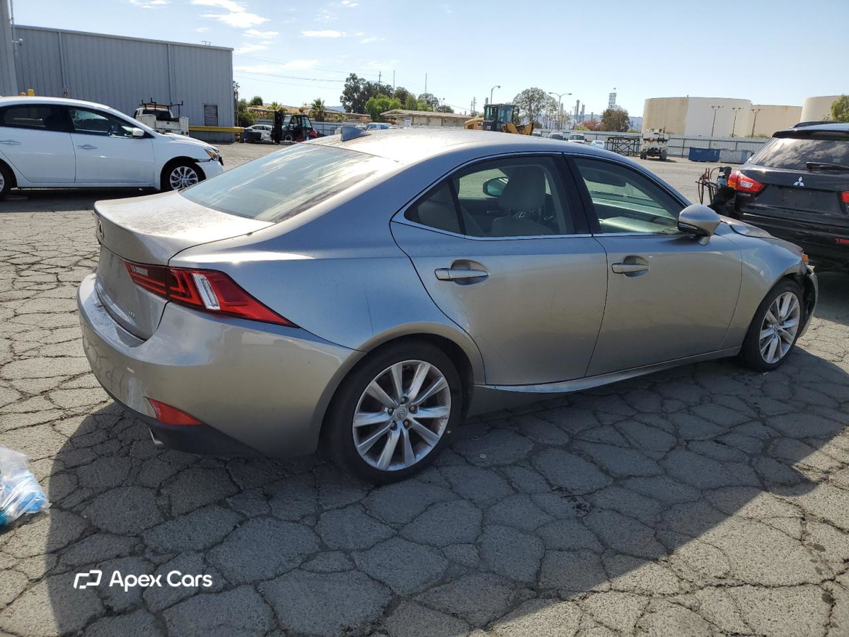 Lexus IS 2015
