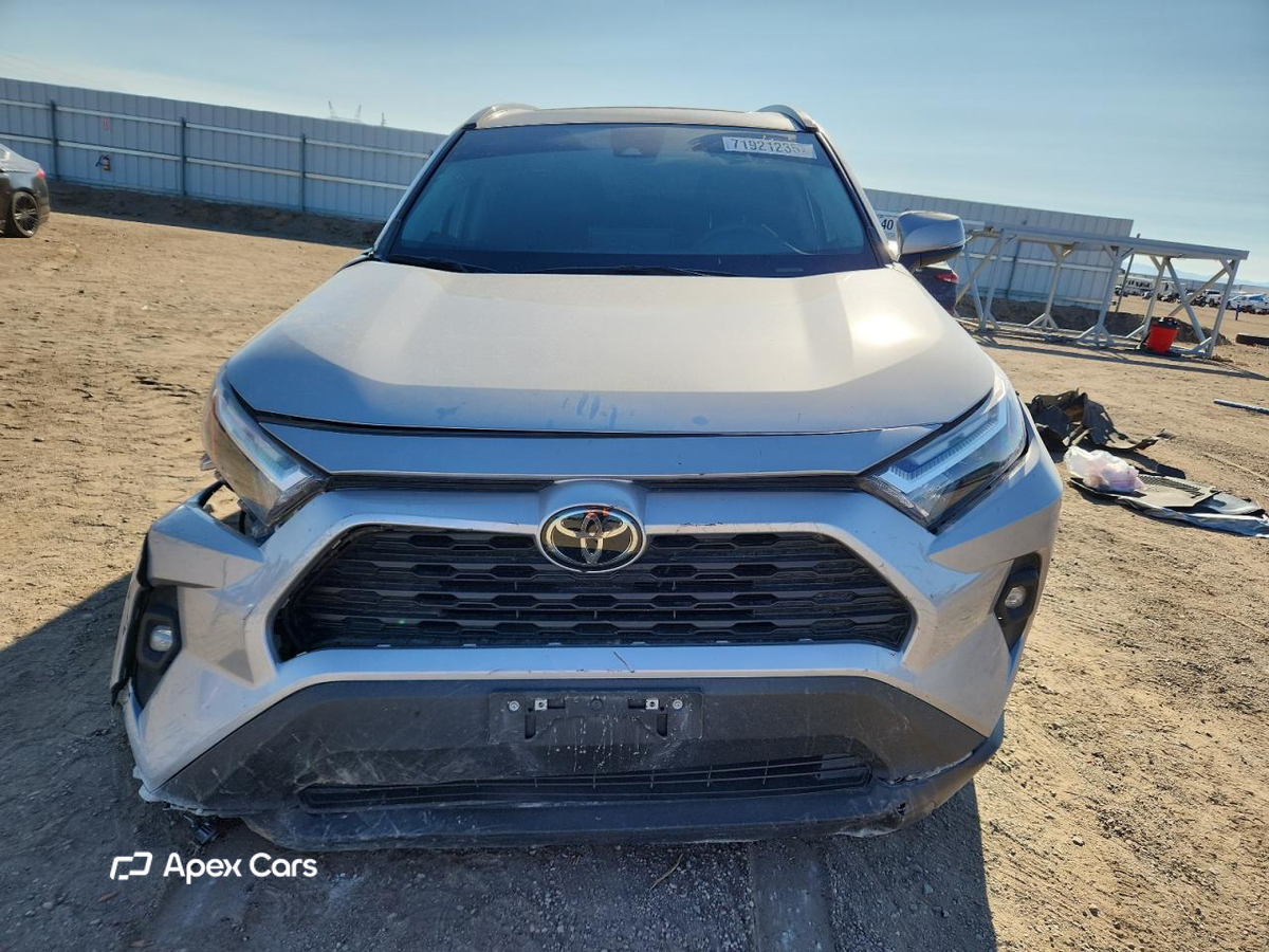 Toyota RAV 4 2024
