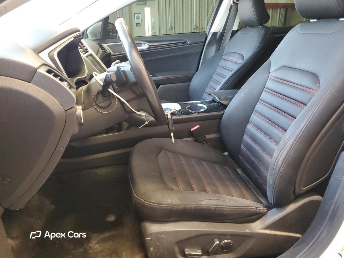 Ford Fusion 2015