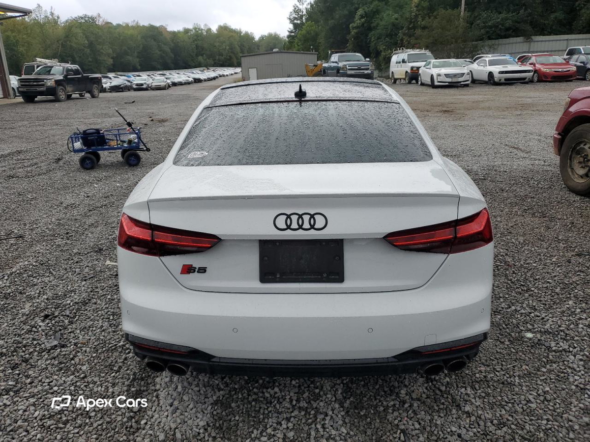 Audi RS5 2022