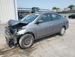Nissan Versa 2016