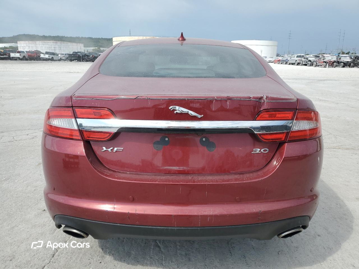 Jaguar XF 2013