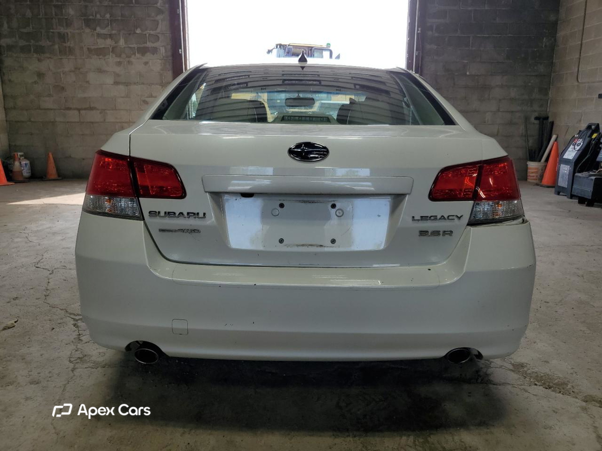 Subaru Legacy 2012