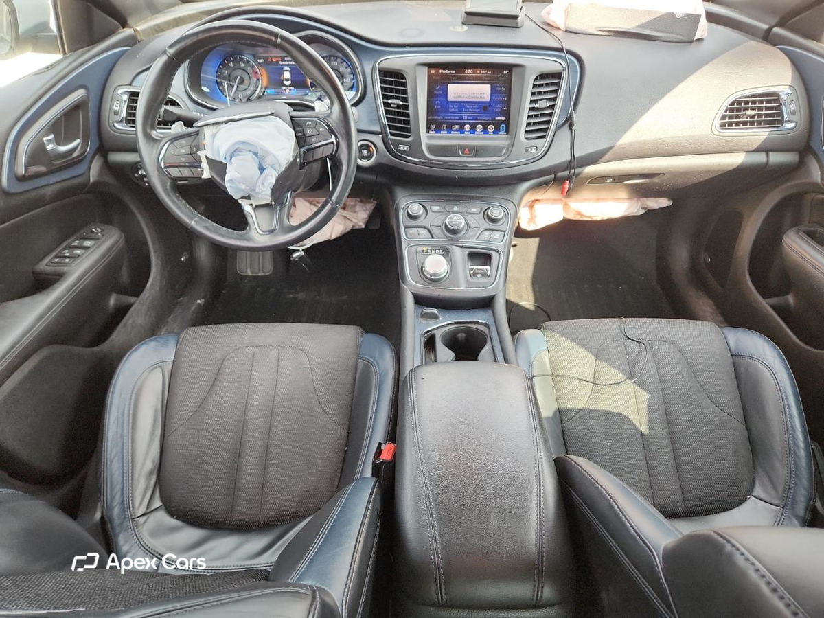 Chrysler 200 2015
