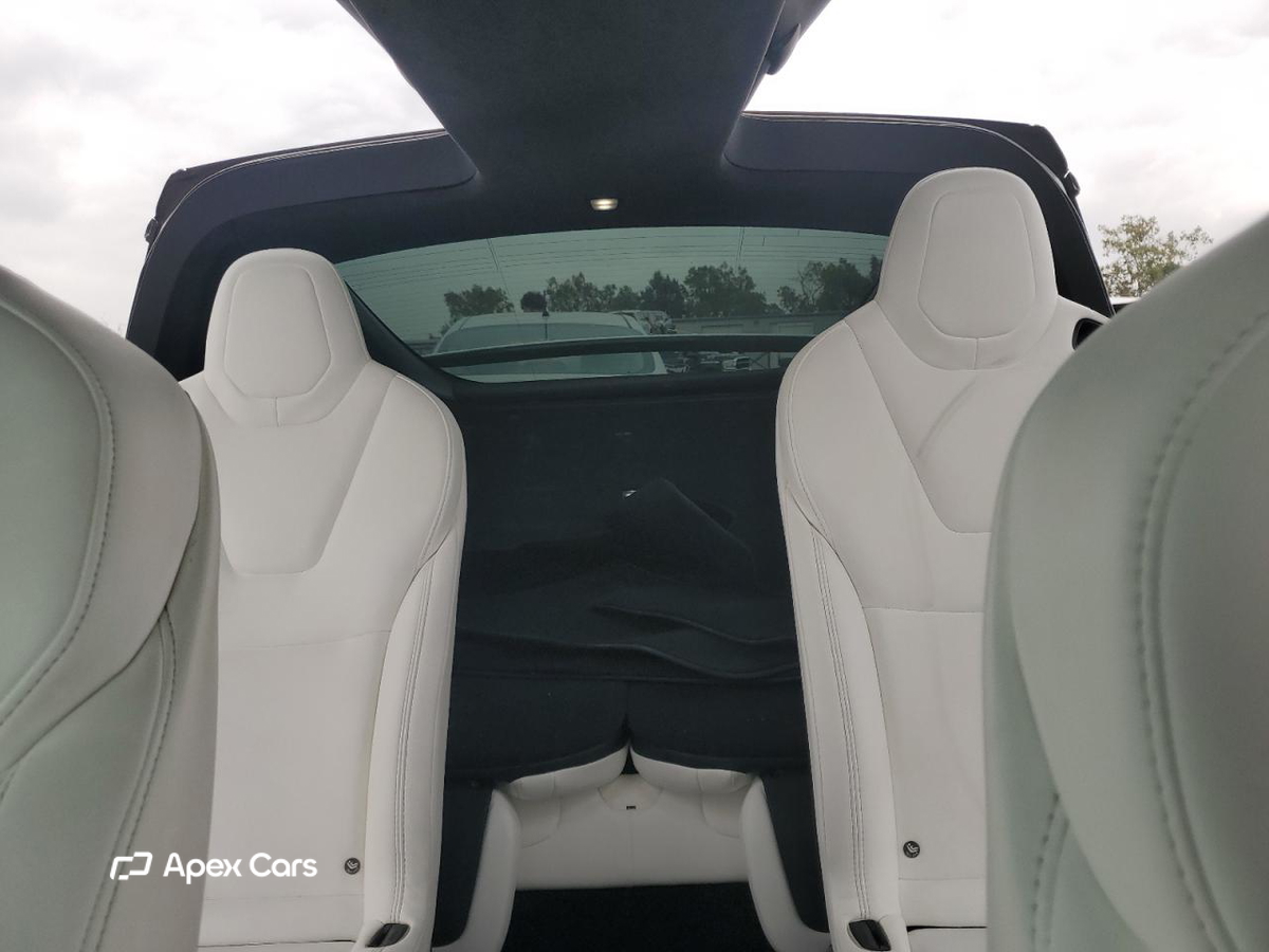 Tesla Model X 2019