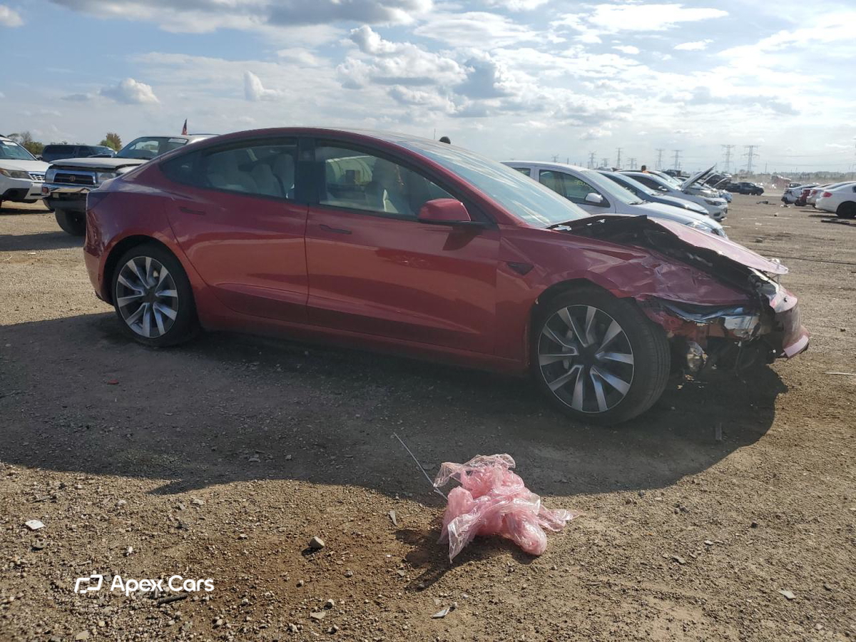 Tesla Model 3 2025