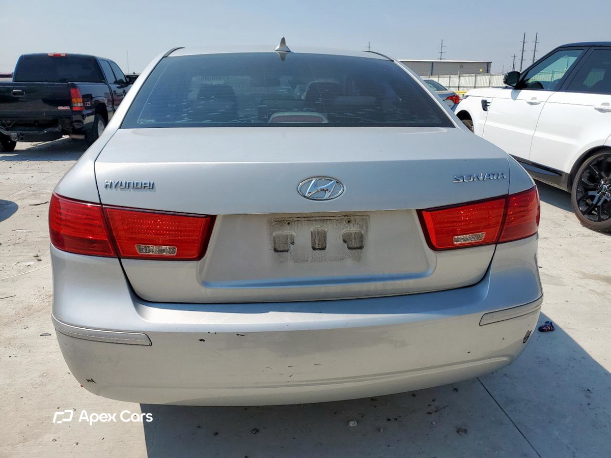 Hyundai Sonata 2010