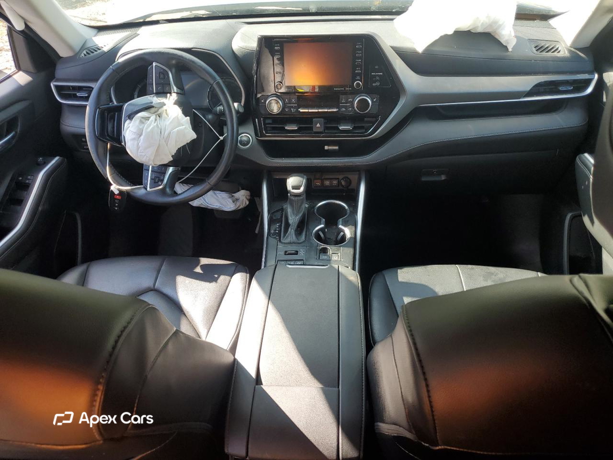 Toyota Highlander 2021