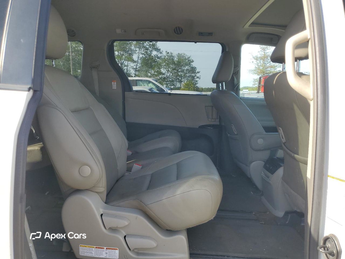 Toyota Sienna 2018