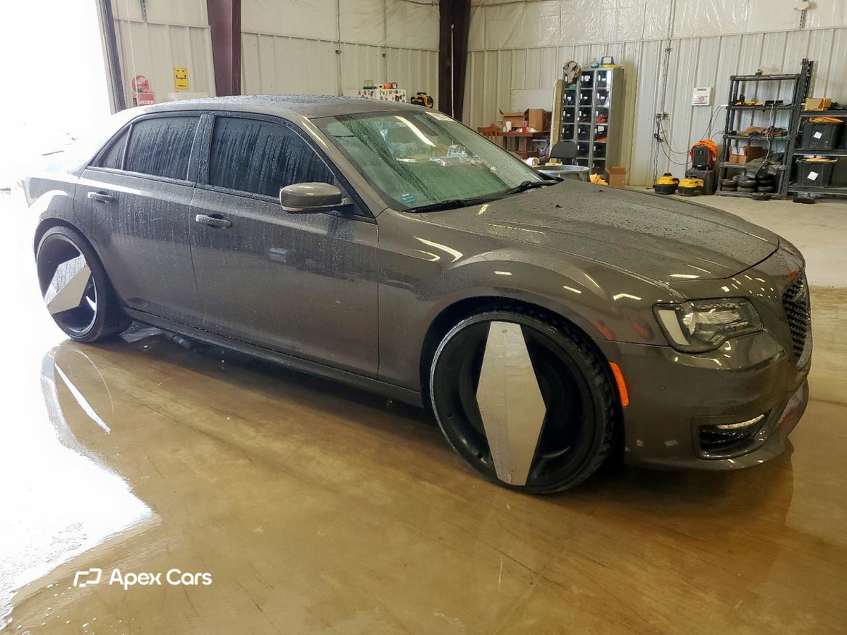Chrysler 300 2022