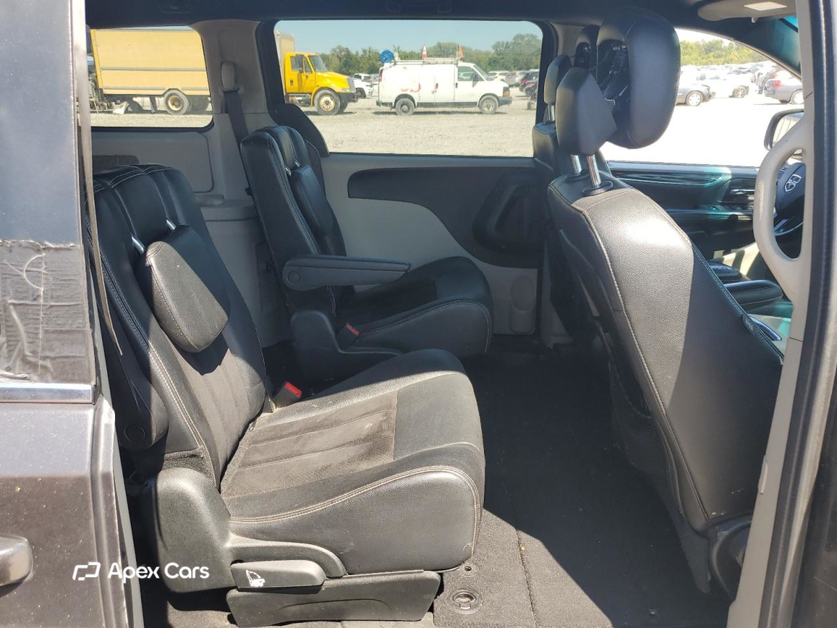 Dodge Caravan 2017