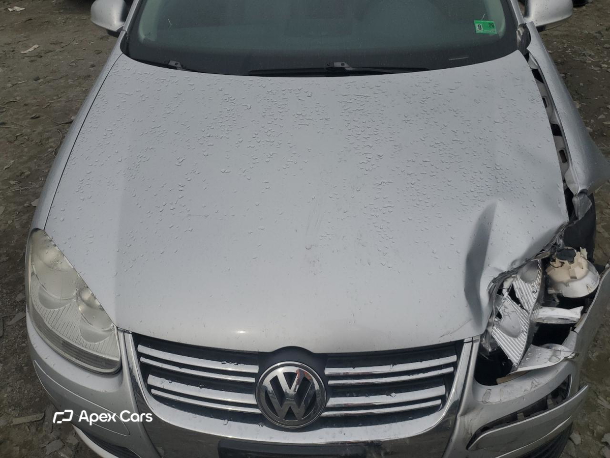 Volkswagen Jetta 2010