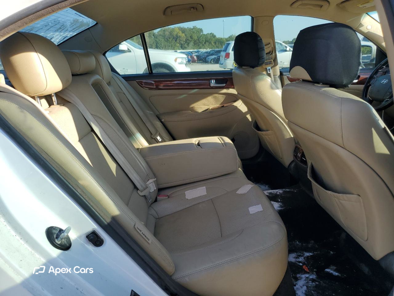 Hyundai Genesis 2013