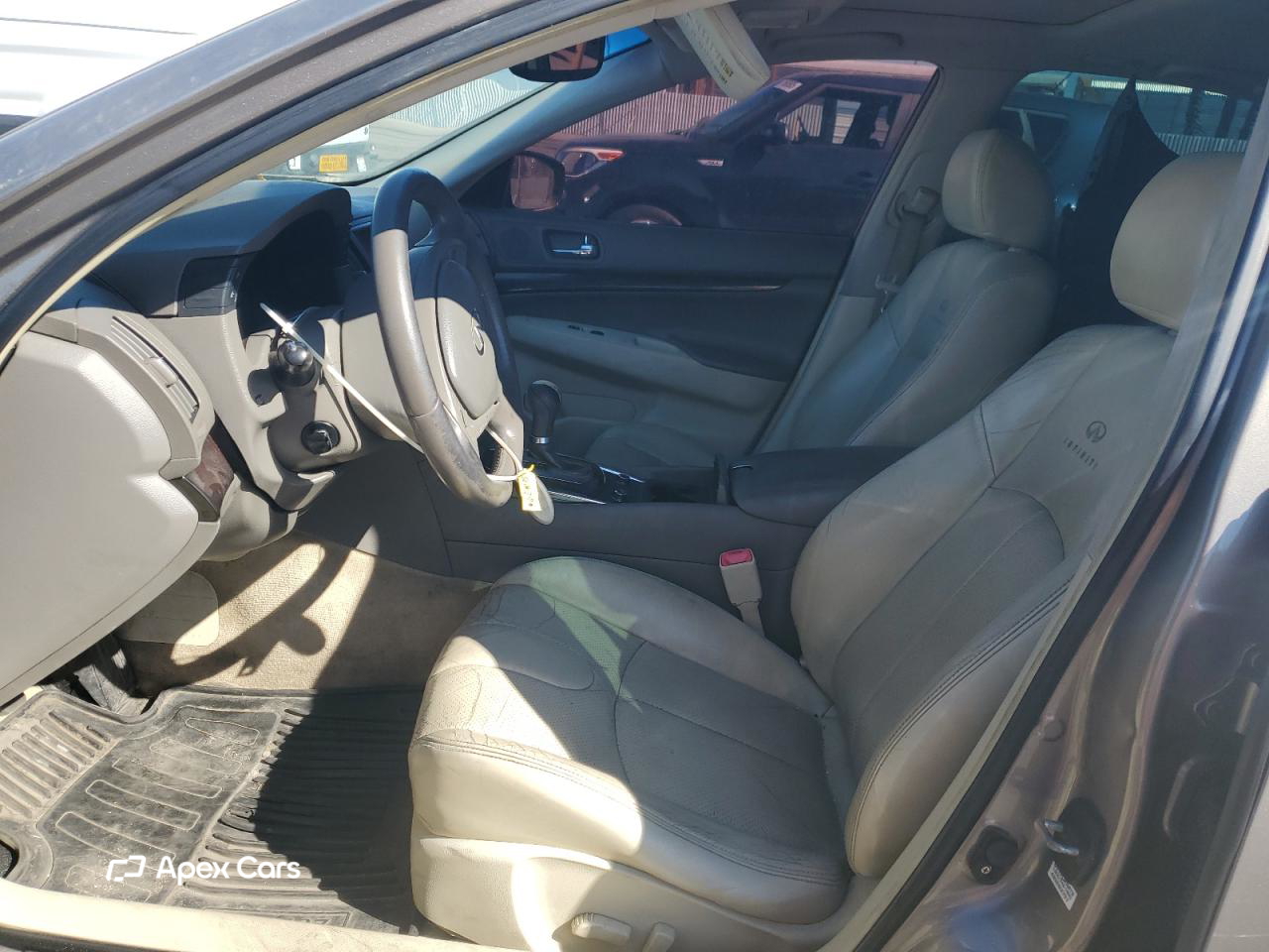 Infiniti G 2012