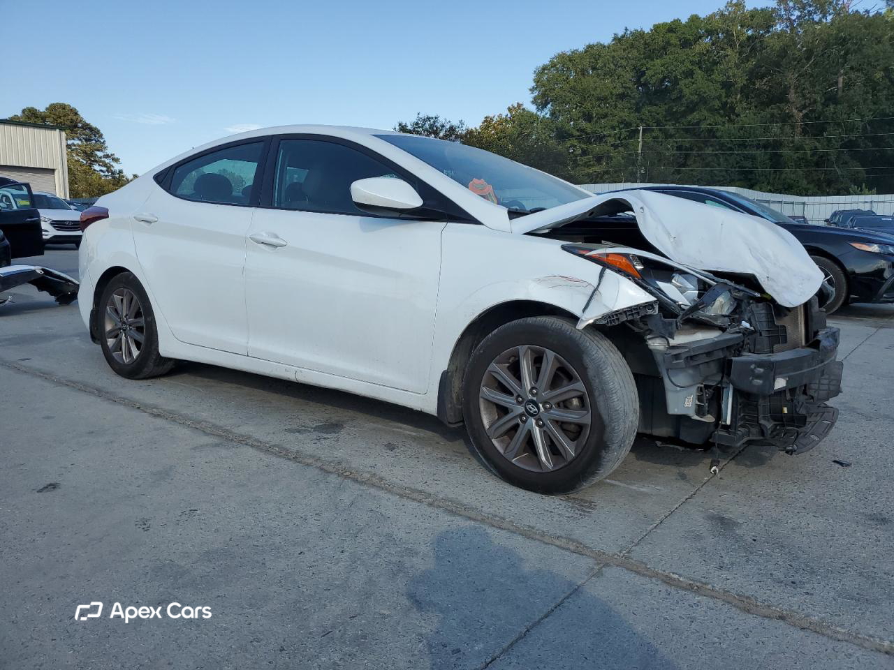 Hyundai Elantra 2016