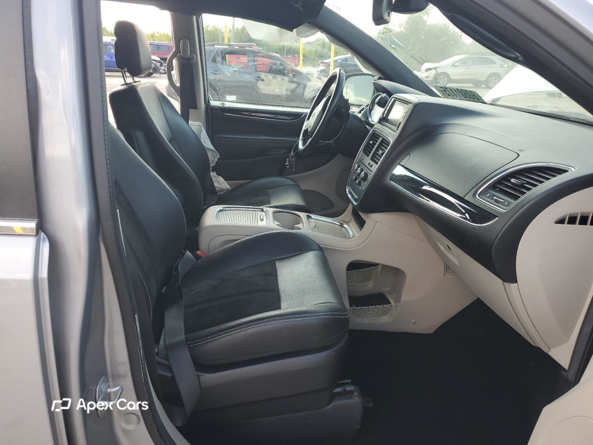 Dodge Caravan 2020