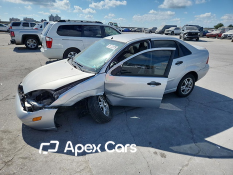 Ford Focus 2002 - Image 1 of 13