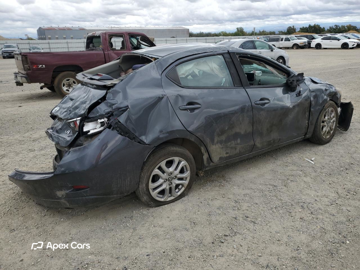 Toyota Yaris 2017